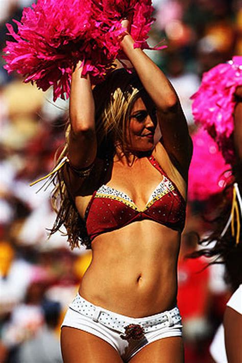 Nfl Cheerleaders Players Fight Breast Cancer Photo 14 Pictures Cbs News