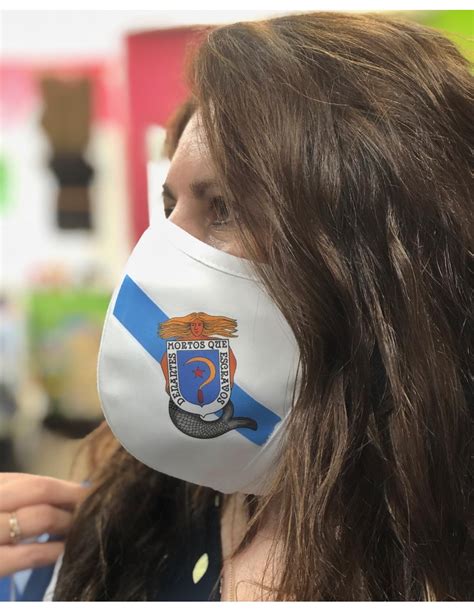 Bandera is the county seat of bandera county, texas, united states, in the texas hill country, which is part of the edwards plateau. Mascarilla Adulto diseño Bandera Galicia escudo Castelao