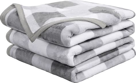 Easeland Soft Blanket Warm Fuzzy Microplush Lightweight