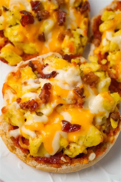 English Muffin Breakfast Pizzas This Is Not Diet Food
