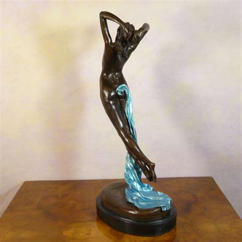 One Hour Of The Night Statue In Bronze Woman Sculptures B5c