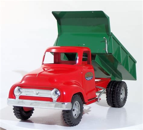 Vintage Tonka 1955 Red And Green Dump Truck Etsy Tonka Toys Tonka