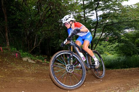 Lecomte Wins Overall Womens Cross Country Uci Mountain Bike World Cup