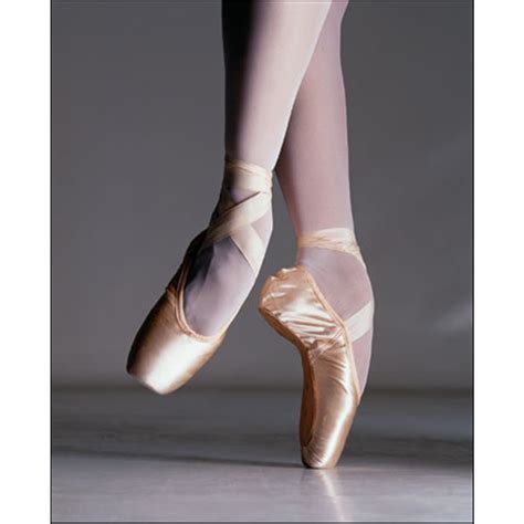 Capezio Glissé Pointe Shoe By Capezio G102 On Stage Dancewear