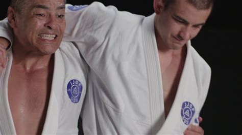 Rickson Gracie Teaches The Headlock With Punches Defense Watch Bjj