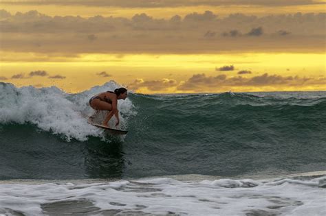 The Best Beginner Surf Beaches In Costa Rica