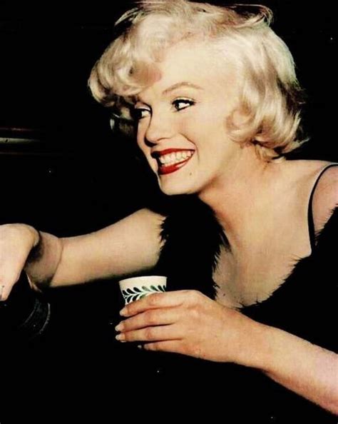 Marilyn Monroe As Sugar Kane In Some Like It How 1959 Marilyn Monroe Marilyn Actresses