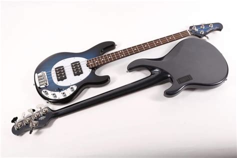 Music Man Stingray Jetzt Als Neck Through Option Gitarre And Bass