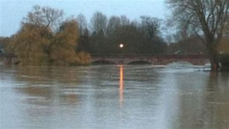 Warwickshire Flooding Warnings And Alerts Remain In Place Bbc News