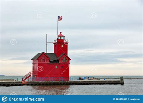 Holland Harbor Lighthouse On An Overcast Day Stock Image Image Of Guiding Landscape