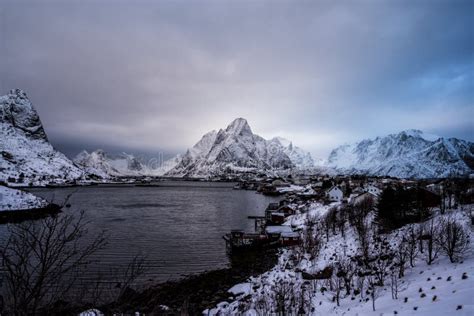 Reine Norway A Beautiful Village In The Mountains Of The Lofoten