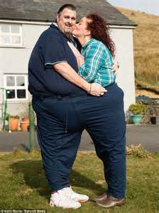 Couple Who Fell In Love At Weight Loss Clinic Lose 37 Stone Between Them And Prepare To Marry