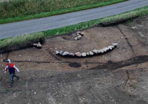 Luxurious Viking Grave Exceeding 100m2 Excavated Bavipower Blog