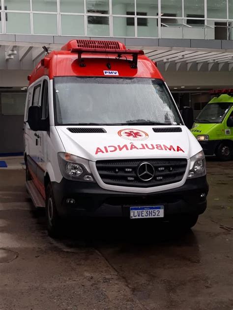 Ambulância é Entregue Oficialmente E Será Usada Em Transferências