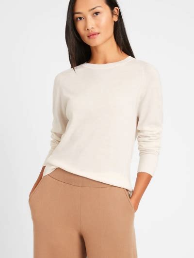 10 Best Merino Wool Sweaters For Women That Are Super Cozy And Cute