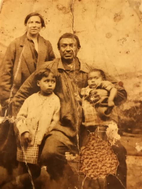 My Great Grandfather Great Grandmother And Grandmother 1928 R