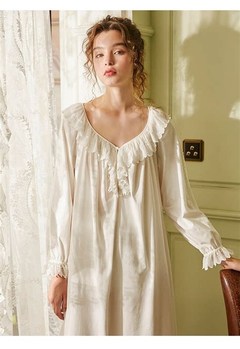 White Vintage Victorian Cotton Nightgown White Vintage Bridal Etsy