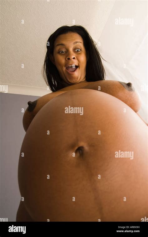 Pregnant Naked Black Woman Stock Photo Alamy
