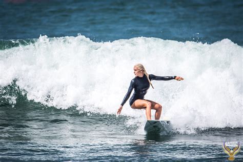 Athletic And Talented Pro Women Surfers Ripping Surfing Is Poetry In Motion Pro Surf Girls