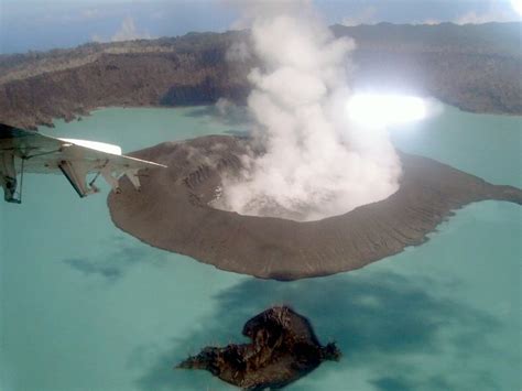 Volcan Ambae Entité Géographique Aventure Et Volcans
