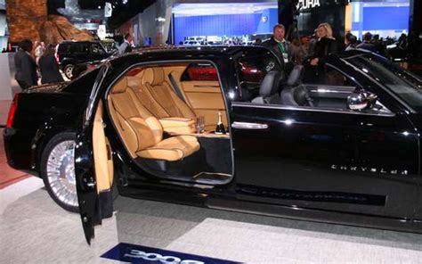 Chrysler 300c Hollywood Reverse Landaulet