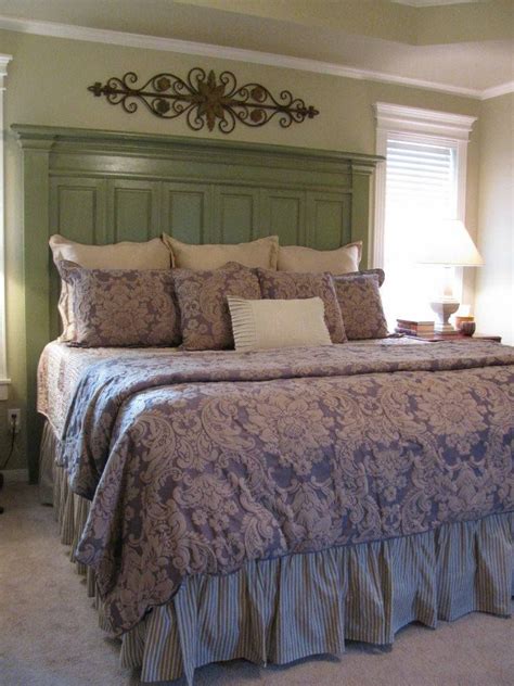 A queen bed with an elegant elevated style headboard plus added to enjoy other. Pin by Waco Habitat on ReStore Projects | Small master bedroom, Small master bedroom ideas for ...