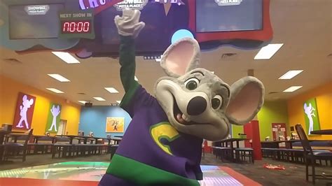 Chuck E Cheese I Wanna Dance With Somebody Youtube