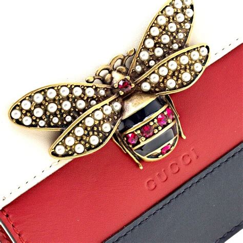 Gucci Queen Margaret Bee Embellished Leather Zip Around Wallet 1350