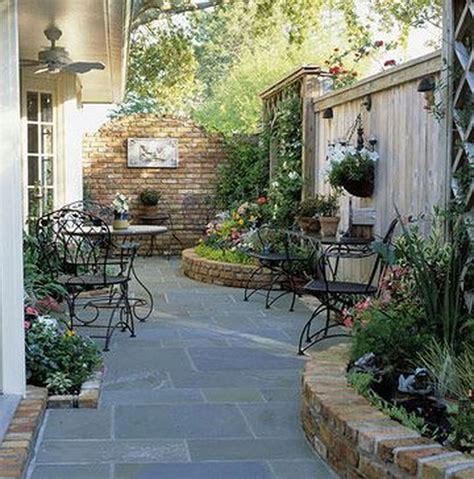 50 Beautiful Small Backyard Landscaping Ideas Sweetyhomee