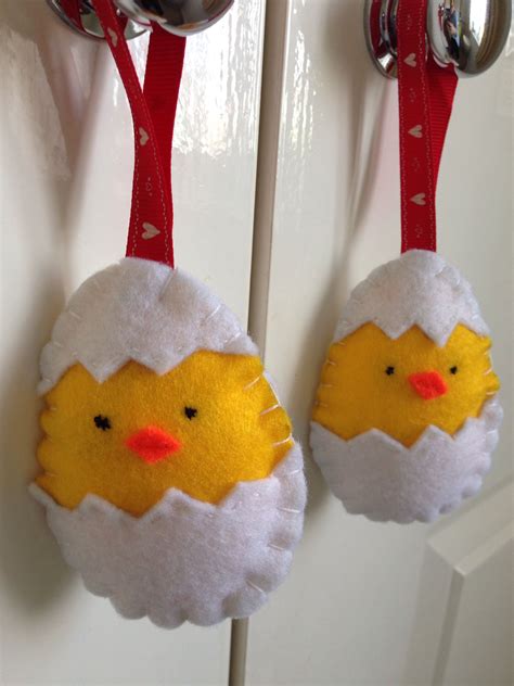 Easter Chicks Hanging Felt Decorations Easter Crafts Felt Christmas Ornaments Easter Chicks