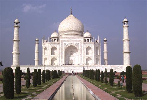 List Of Famous Buildings In India F