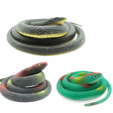 De 3 Pieces Realistic Rubber Snakes In 2 Sizes 47 Inches And 29 Inches