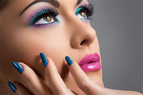 Picture Eyes Manicure Makeup Beautiful Nose Face Girls