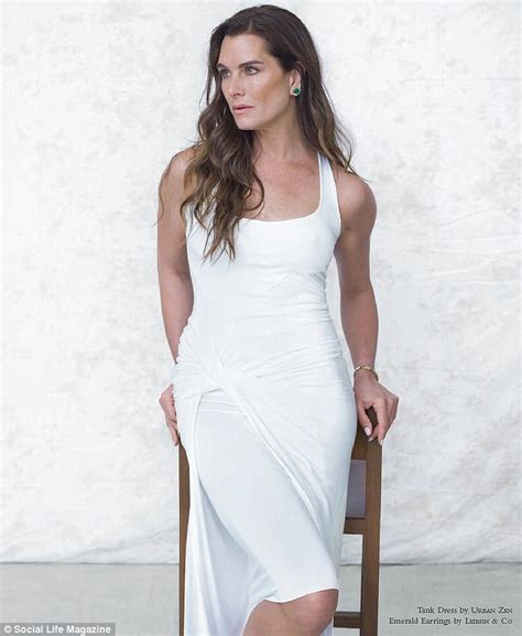 Brooke Shields Bans Daughters From Modeling Until College Daily Mail