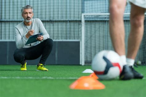 How Soccer Coaches Can Help Players Find Their Own Solutions • Soccertoday