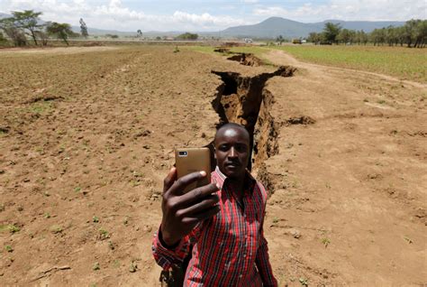 This Huge Crack In Kenya Could Split Africa In Two