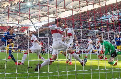 Rb leipzig englishподлинная учетная запись. VfB Stuttgart gegen RB Leipzig: Ist Poulsen zu treffsicher für den VfB? - Fußball - Stuttgarter ...