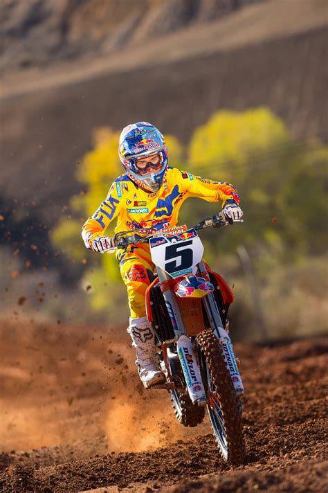 © chris tedesco/red bull content pool. Ryan Dungey - 2015 Red Bull KTM Team Photo Gallery ...