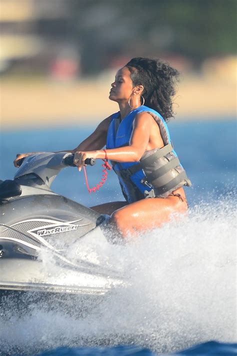 Rihanna In A Bikini 173 Photos From The Beach In Barbados Dec 2013 • Celebmafia