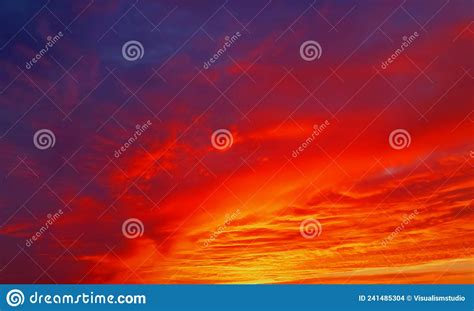 Light Orange Sunset Sky With Some Clouds Surface Abstract Flow Thunder