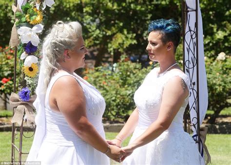 Australia S First Legally Married Lesbian Couple Celebrate Daily Mail Online