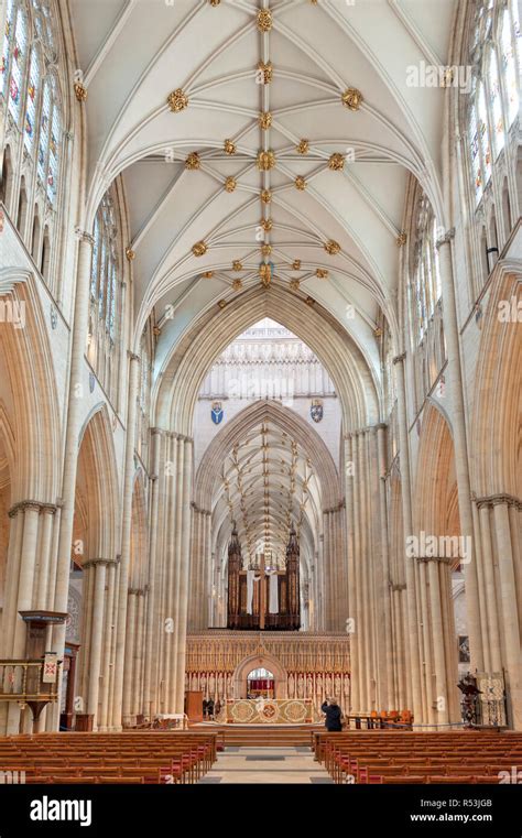 York England April 2018 Magnificent Gothic Nave Inside York Minster