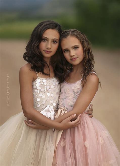 Sisters Sisters Photoshoot Tween Photography Sibling Photography Poses
