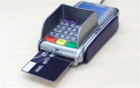 Irresti Debetkort Og Kredittkort
