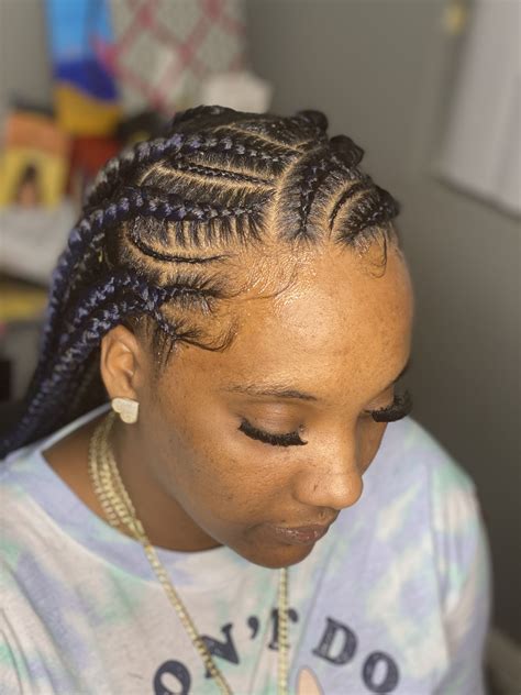 Feed in braids are an irresistible trend that aims for a natural looking cornrow style that threads in hair extensions in order to give you a fuller and longer braided hairstyle. 2 layers in 2020 | Feed in braid, Blow dry hair, Quick braids