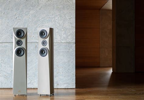 If It's Hip, It's Here (Archives): Concrete Audio - Elegant Speakers