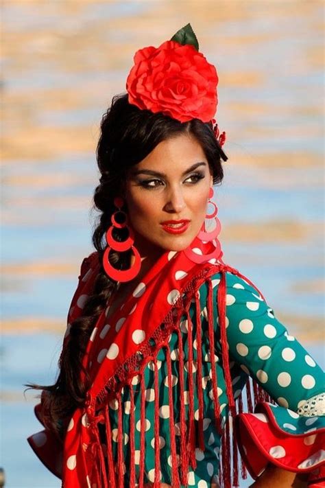 Spanish Flamenco Dancers Hair Flamenco Shawls Spanish Dance Spanish Woman Spanish Gypsy We