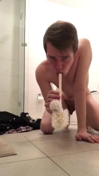 Pig Boy Ben Lubes Up The Toilet Brush With His Mouth ThisVid Com