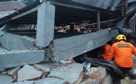 Gempa 5,5 sr hari ini 15 juli 2020 di kepulauan selayar sulawesi selatan, guncangannya terasa sampai denpasar #gempahariini #infobmkg. BMKG Catat 31 Kali Gempa Susulan di Sulbar, 84 Orang ...