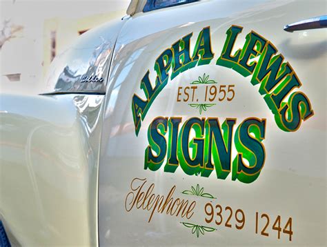 Some Old School Traditional Signwriting On A Vintage Car Design
